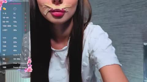 Snapshot of hannavaile chatting on 15, 10, 2025 Hanna online show from 15, 10, 2025