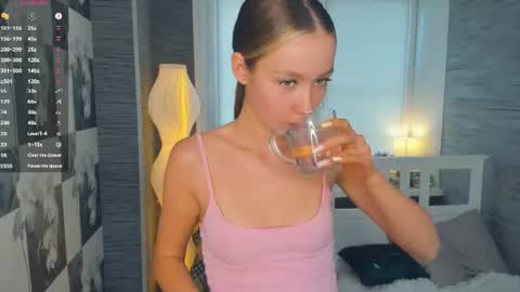 Snapshot of hannavaile chatting on 22, 6, 2026 Hanna online show from 22, 6, 2026