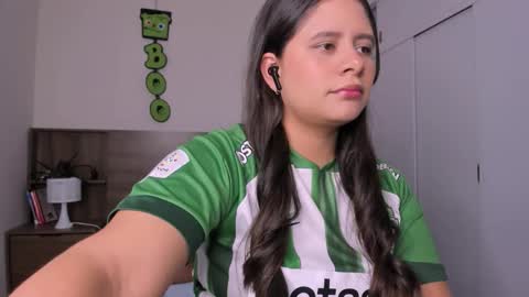 taylor live   online show from 22, 10, 2025