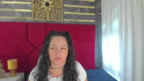 Snapshot of hanny_bliss chatting on 25, 6, 2026 Hanny online show from 25, 6, 2026