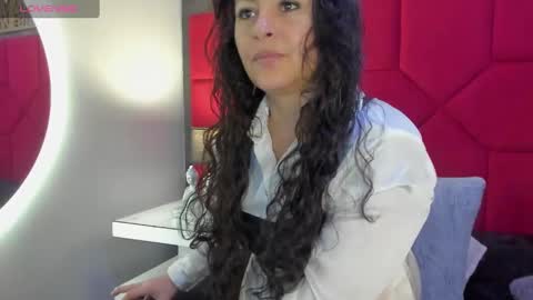 Snapshot of hanny_milf_ chatting on 1, 3, 2025 HANNY online show from 1, 3, 2025