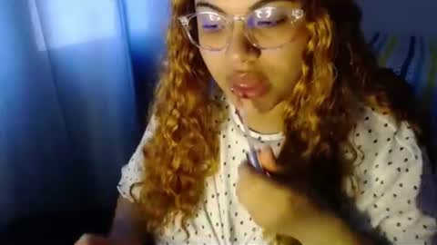 Snapshot of hannykooper chatting on 2, 2, 2026 hannykooper online show from 2, 2, 2026