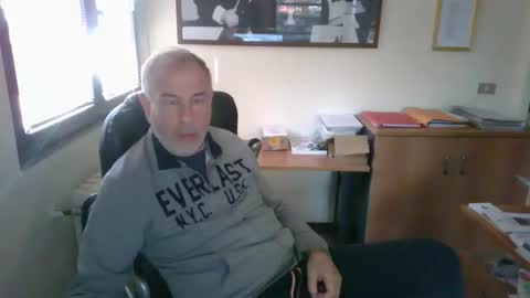 Snapshot of hanscooper chatting on 25, 10, 2025 hanscooper online show from 25, 10, 2025