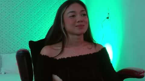 Snapshot of hantonella chatting on 15, 5, 2026 Anto online show from 15, 5, 2026