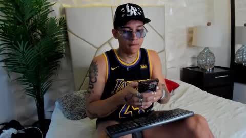 Snapshot of happy_endd_ chatting on 16, 12, 2025 Happy Boy online show from 16, 12, 2025