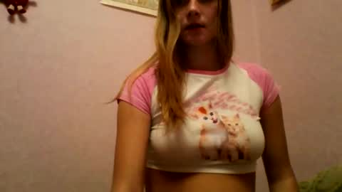 happyemily  online show from 25, 11, 2025