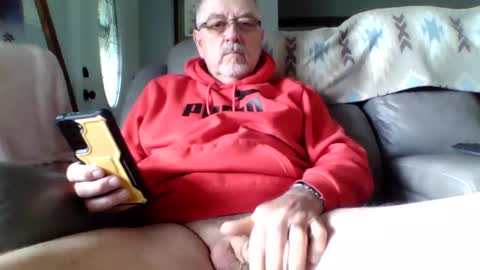 Snapshot of happynudist7373 chatting on 1, 6, 2026 happynudist7373 online show from 1, 6, 2026