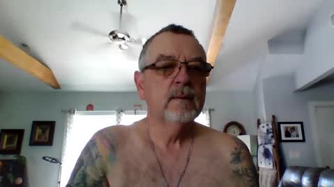 Snapshot of happynudist7373 chatting on 4, 8, 2026 happynudist7373 online show from 4, 8, 2026