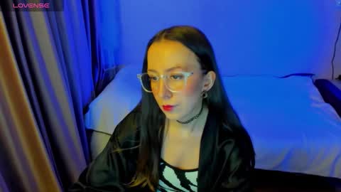 Stephanie online show from 6, 3, 2026