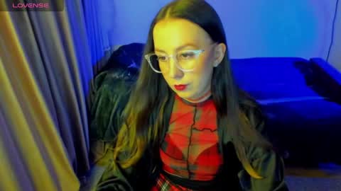 Stephanie online show from 25, 5, 2026