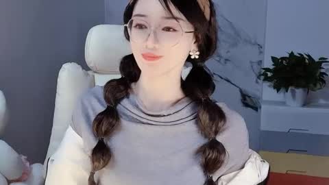 Snapshot of happysweetie168 chatting on 13, 12, 2024 Daisy online show from 13, 12, 2024