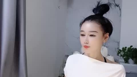 Snapshot of happysweety1688 chatting on 10, 10, 2025 happysweety1688 online show from 10, 10, 2025