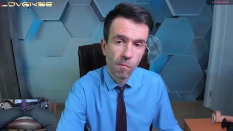 Snapshot of hard_and_juici chatting on 15, 6, 2026 Steve online show from 15, 6, 2026