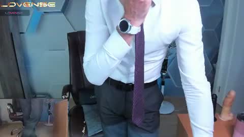 Snapshot of hard_and_juici chatting on 22, 6, 2026 Steve online show from 22, 6, 2026