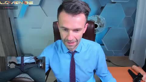 Snapshot of hard_and_juici chatting on 29, 6, 2026 Steve online show from 29, 6, 2026