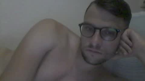 Snapshot of hardboylovemilfmoom chatting on 8, 7, 2026 hardboylovemilfmoom online show from 8, 7, 2026