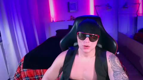 MATTSTEEL - ITALIAN STALLION online show from 7, 3, 2025