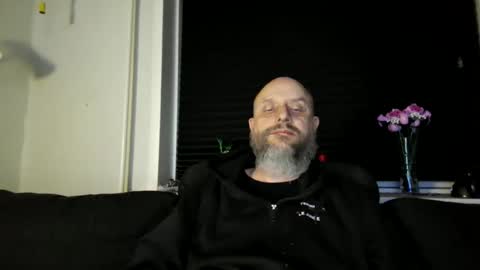 MrLazy online show from 7, 4, 2026