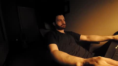 Tom online show from 11, 9, 2025