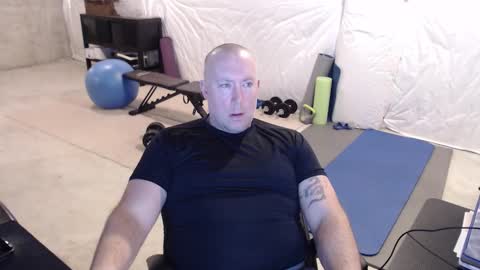 Snapshot of hardwired4816 chatting on 1, 2, 2026 hardwired4816 online show from 1, 2, 2026