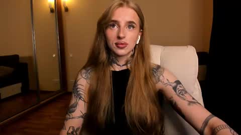 Snapshot of harley_kimm chatting on 27, 6, 2026 Julia online show from 27, 6, 2026
