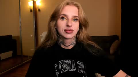 Snapshot of harley_kimm chatting on 21, 7, 2026 Julia online show from 21, 7, 2026