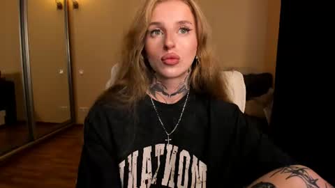 Snapshot of harley_kimm chatting on 1, 8, 2026 Julia online show from 1, 8, 2026