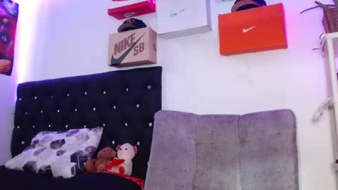 Snapshot of harley_quinnn111 chatting on 13, 2, 2025 harley_quinnn111 online show from 13, 2, 2025