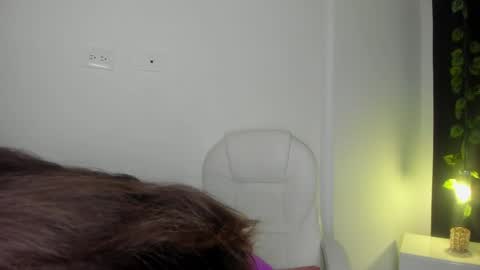 Snapshot of harleyqueen_robbie chatting on 22, 12, 2024 harleyqueen_robbie online show from 22, 12, 2024