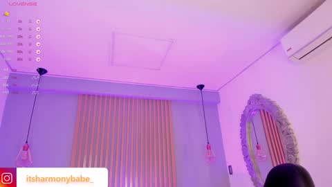 Snapshot of harmonybabe_ chatting on 5, 1, 2025 Harmony online show from 5, 1, 2025