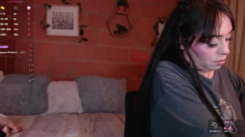 Snapshot of harmonyy01 chatting on 10, 6, 2026 Harmony Please help me to reach 100 thumbs up online show from 10, 6, 2026