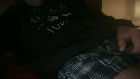 Snapshot of haroldhaller chatting on 24, 11, 2025 Harry H online show from 24, 11, 2025