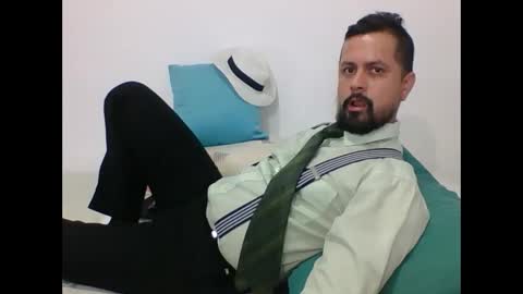 Snapshot of harry_goldenmillerx10fun chatting on 9, 1, 2025 Harry online show from 9, 1, 2025