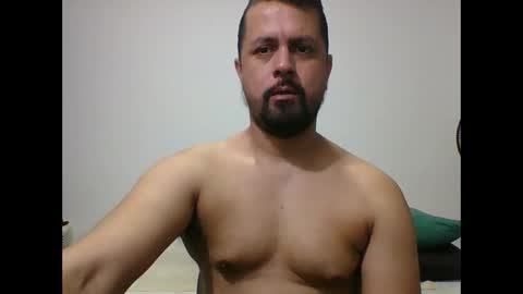 Snapshot of harry_goldenmillerx10fun chatting on 15, 11, 2025 Harry online show from 15, 11, 2025