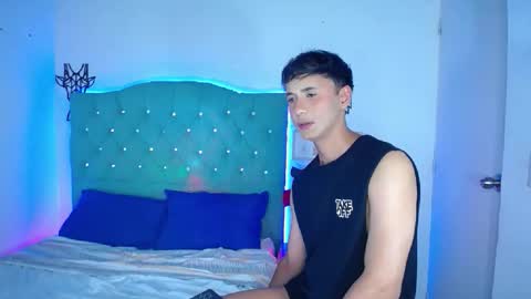 Snapshot of harry_london020 chatting on 26, 5, 2026 harry londo online show from 26, 5, 2026