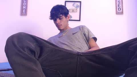 harry thomson online show from 10, 3, 2025