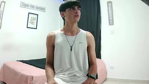 Snapshot of harrythomson1 chatting on 27, 4, 2026 harry thomson online show from 27, 4, 2026