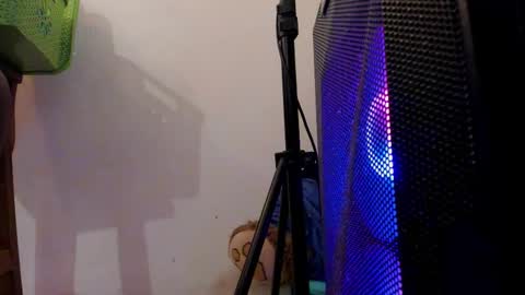 Snapshot of hathor_01 chatting on 14, 12, 2025 HATHOR OLD online show from 14, 12, 2025