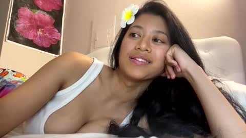 hawaiigirl_ online show from 5, 2, 2026