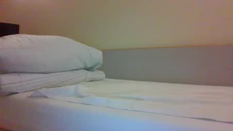 Snapshot of hawk5800 chatting on 18, 12, 2024 Hawk5800 online show from 18, 12, 2024