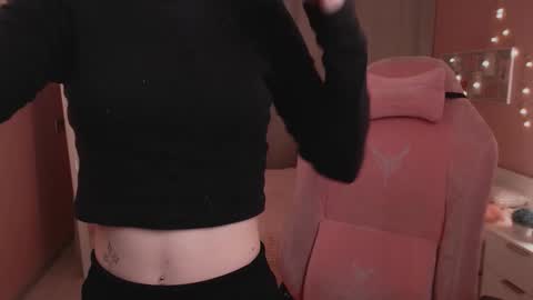 Snapshot of haya_harareet chatting on 9, 1, 2026 Mia online show from 9, 1, 2026