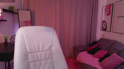 Mia online show from 16, 4, 2026