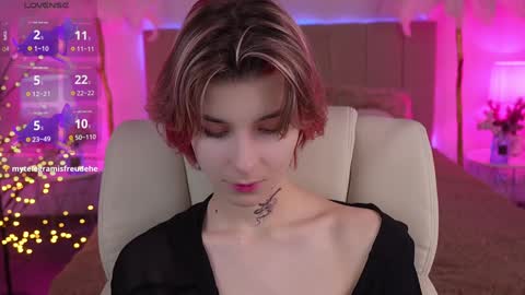 Snapshot of haylaamber chatting on 12, 12, 2024 haylaamber online show from 12, 12, 2024