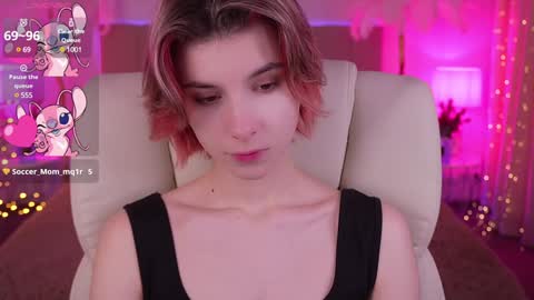 Snapshot of haylaamber chatting on 7, 1, 2025 haylaamber online show from 7, 1, 2025