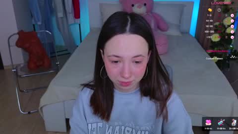 Hayle online show from 4, 2, 2025