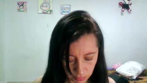 Snapshot of haylie85 chatting on 22, 11, 2025 haylie85 online show from 22, 11, 2025