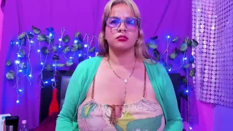Snapshot of hazel_34 chatting on 28, 2, 2025 hazel online show from 28, 2, 2025