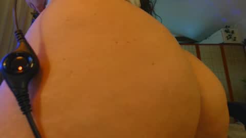 Snapshot of hazel_lyn222 chatting on 5, 8, 2026 Hazel online show from 5, 8, 2026