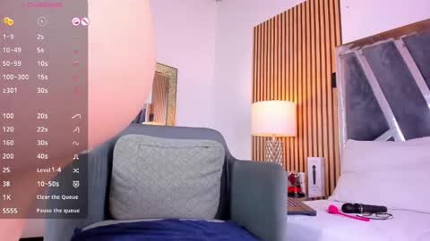  Hazel  online show from 19, 12, 2024