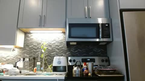 Hazel online show from 14, 2, 2025